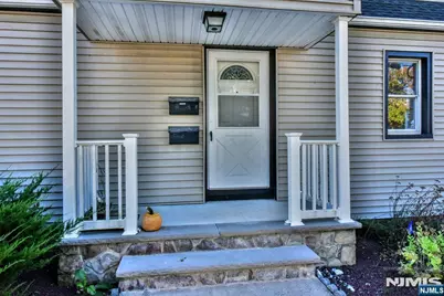 44 Ekings Avenue, Hawthorne, NJ 07506 - Photo 4