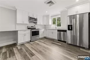 282 Farnham Ave, Lodi, NJ 07644 - Photo 2