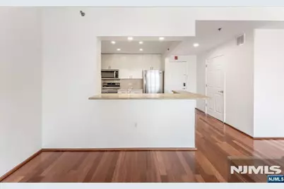 2305 City Place, Edgewater, NJ 07020 - Photo 10