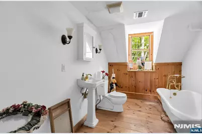 639A Piermont Road, Closter, NJ 07624 - Photo 34
