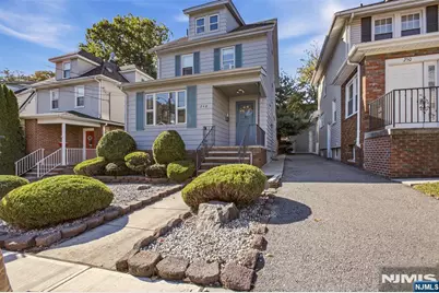 248 Tom Hunter Road, Fort Lee, NJ 07024 - Photo 4