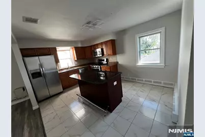 66 Cottage Place 2 #2, Garfield, NJ 07026 - Photo 4
