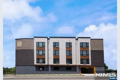 401 Central Boulevard 2C #2C, Palisades Park, NJ 07650 - Photo 1