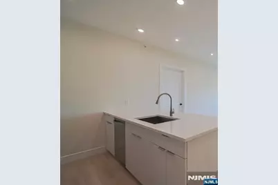 401 Central Boulevard Ph4B #PH4B, Palisades Park, NJ 07650 - Photo 6
