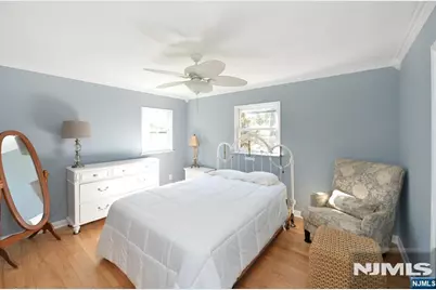 56 Wyandotte Avenue, Dumont, NJ 07628 - Photo 18