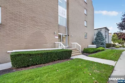38 Moonachie Road 315 #315, Hackensack, NJ 07601 - Photo 34