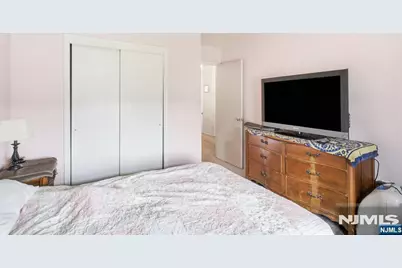 31 Astor Court, Sayreville, NJ 08872 - Photo 16