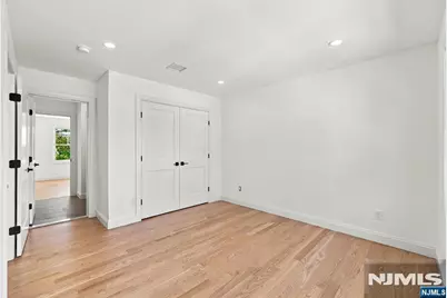 11-17 Harrison Drive, Fair Lawn, NJ 07410 - Photo 18