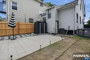 239 19th St, Newark, NJ 07103 - Photo 18