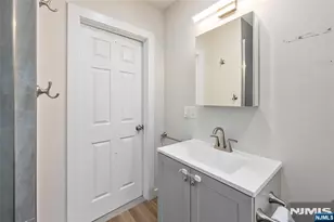 82 Watchung Ave, West Orange Township, NJ 07052 - Photo 24
