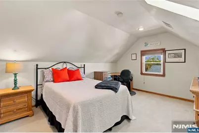 164 Arlington Boulevard, North Arlington, NJ 07031 - Photo 18