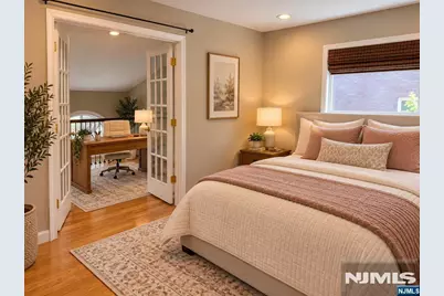 546 Art Lane, Ridgefield, NJ 07657 - Photo 8