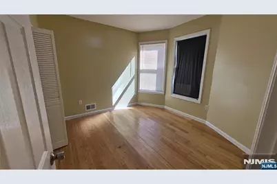 410 Harrison Street, Passaic, NJ 07055 - Photo 4