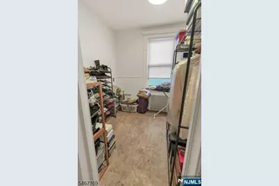 46 Oakland Terrace, Newark, NJ 07106 - Photo 22