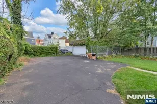 46 Oakland Terrace, Newark, NJ 07106 - Photo 6