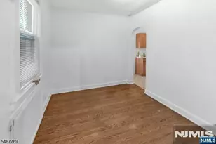 46 Oakland Terrace, Newark, NJ 07106 - Photo 16
