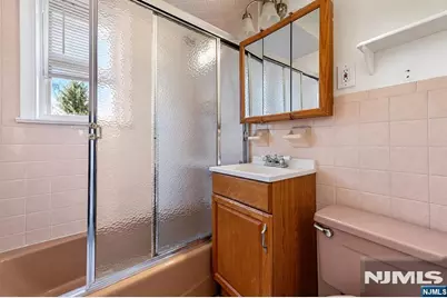 419 Spruce Street, Linden, NJ 07036 - Photo 6