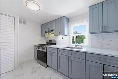 76 Schuyler Avenue 2 #2, North Arlington, NJ 07031 - Photo 1