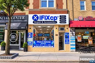 609 Anderson Ave, Cliffside Park, NJ 07010 - Photo 1