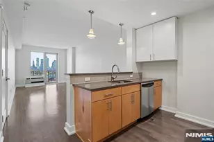 3312 Hudson 7F, Union City, NJ 07087 - Photo 18
