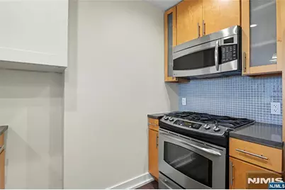 3312 Hudson 7F #7F, Union City, NJ 07087 - Photo 14