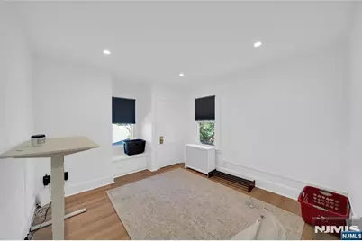 540 Mountain Avenue, Montclair, NJ 07043 - Photo 10