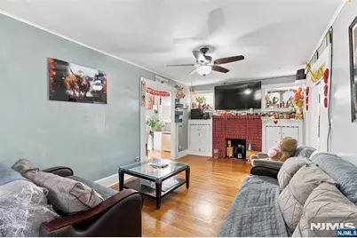 18 Newell Place, North Arlington, NJ 07031 - Photo 8