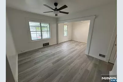 297 Pleasant Place, Teaneck Township, NJ 07666 - Photo 6