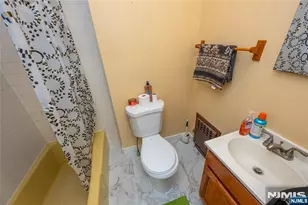 224 Montgomery, Bloomfield, NJ 07003 - Photo 10