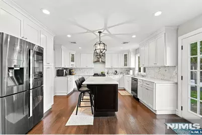 2 Wortendyke Avenue, Emerson, NJ 07630 - Photo 12