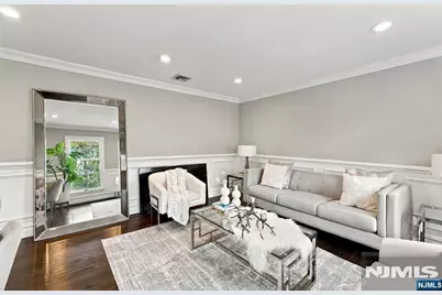 2 Wortendyke Avenue, Emerson, NJ 07630 - Photo 8