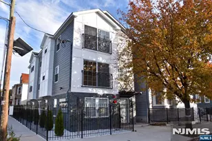 636 10th St, Newark, NJ 07108 - Photo 2