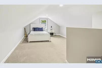 19 Montclair Avenue, Verona, NJ 07044 - Photo 16