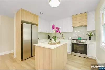 26 Pavonia Avenue, Emerson, NJ 07630 - Photo 2