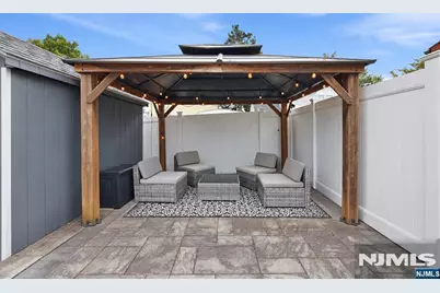 66 Avenue F, Lodi, NJ 07644 - Photo 14