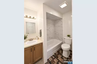 1 Ranch Court 2 #2, Saddle Brook Township, NJ 07663 - Photo 14