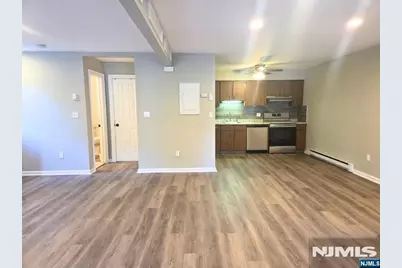 1 Ranch Court 2 #2, Saddle Brook Township, NJ 07663 - Photo 8