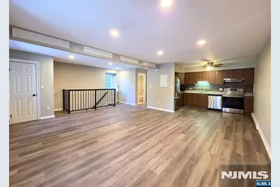 1 Ranch Court 2 #2, Saddle Brook Township, NJ 07663 - Photo 10