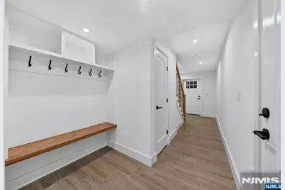 122 Edsall Avenue, Palisades Park, NJ 07650 - Photo 38