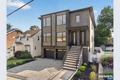 122 Edsall Avenue, Palisades Park, NJ 07650 - Photo 2