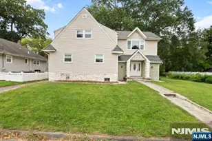 71 6th St, Cresskill, NJ 07626 - Photo 1