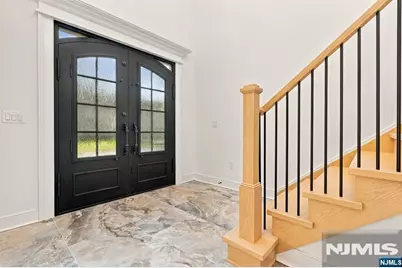 82 Benton Road, Paramus, NJ 07652 - Photo 4