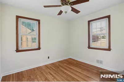 213 Baldwin Avenue, New Milford, NJ 07646 - Photo 14