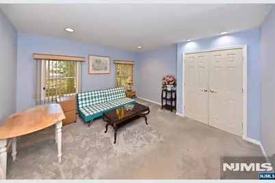 176 Werimus Road, Woodcliff Lake, NJ 07677 - Photo 14