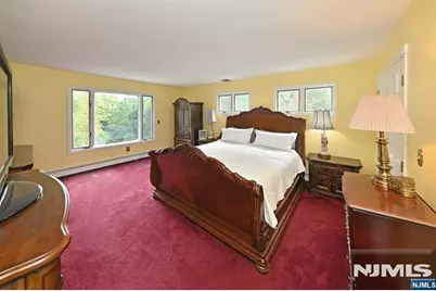 176 Werimus Road, Woodcliff Lake, NJ 07677 - Photo 18