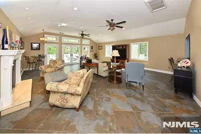 176 Werimus Road, Woodcliff Lake, NJ 07677 - Photo 12