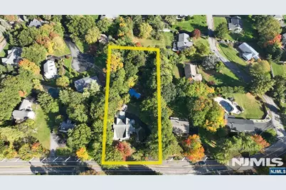 176 Werimus Road, Woodcliff Lake, NJ 07677 - Photo 38