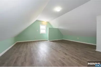 129 Howard Avenue, Passaic, NJ 07055 - Photo 28