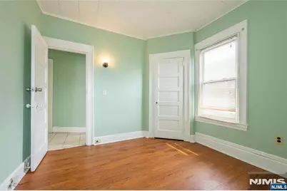 129 Howard Avenue, Passaic, NJ 07055 - Photo 36