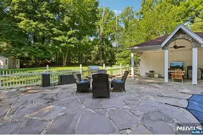 68 Lake Street, Upper Saddle River, NJ 07458 - Photo 10